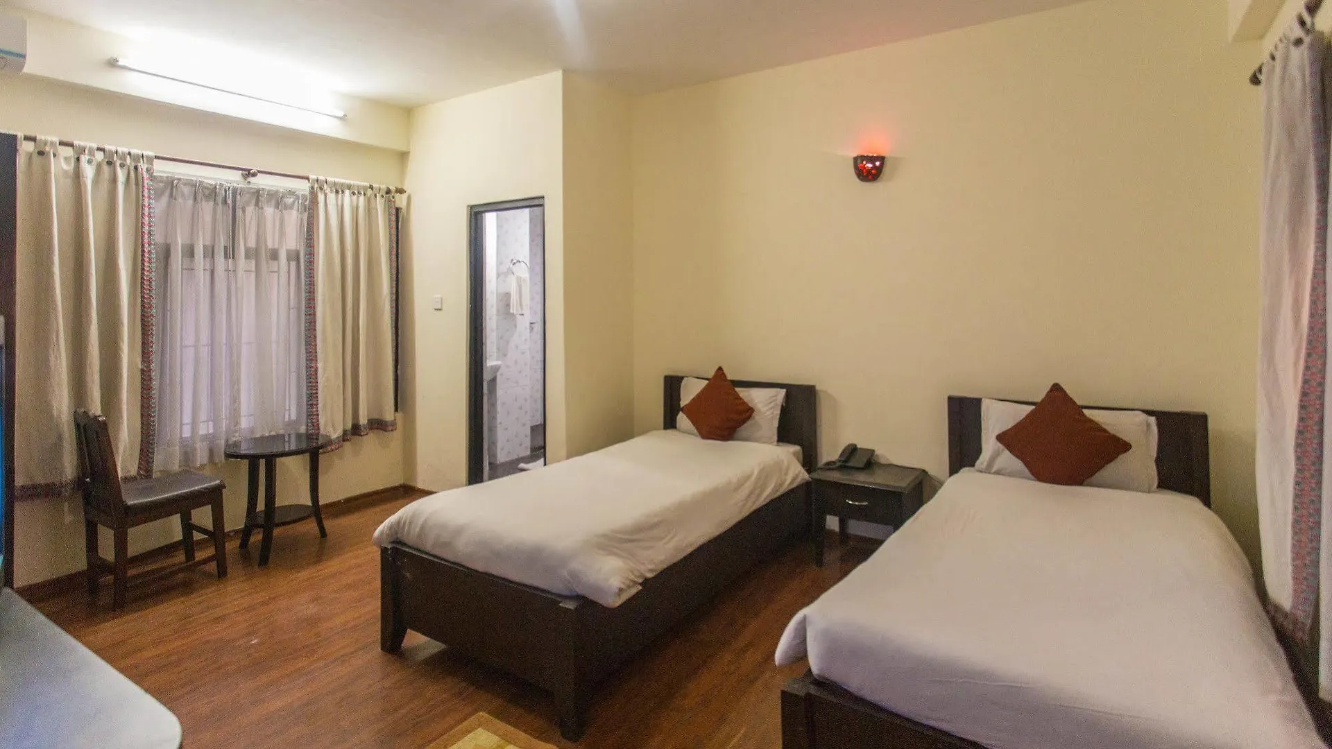 Thamel Eco Resort Kathmandu 4*,